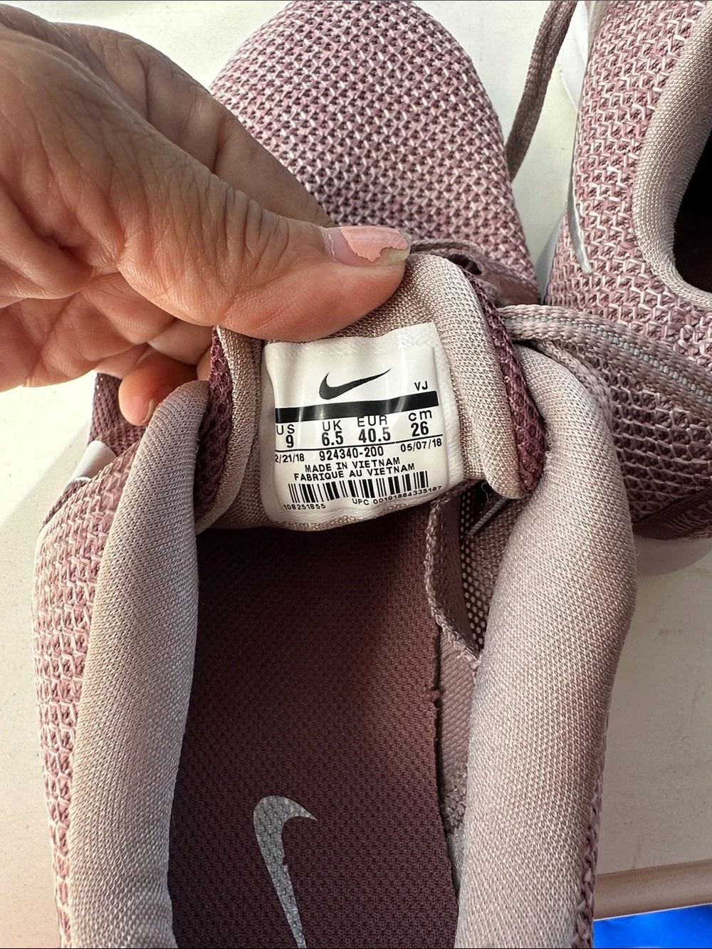 Nike Women's Flex TR8 PRM Training Shoes - Smokey Mauve - Brand New - size 9